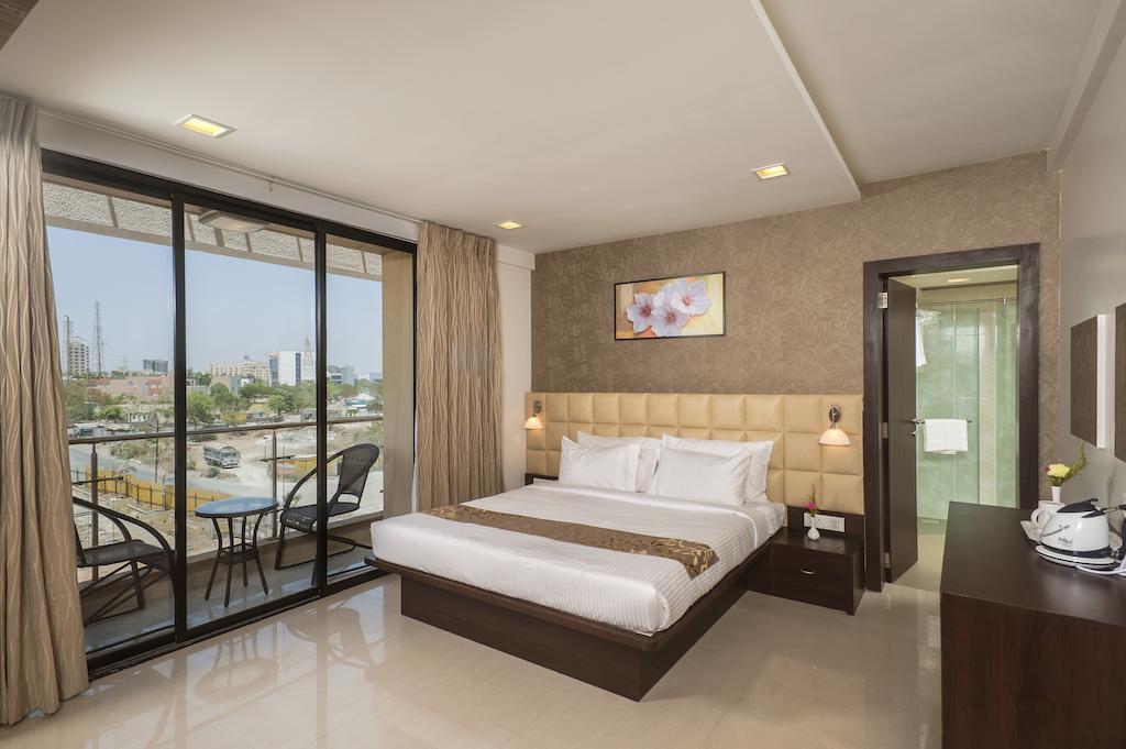 Vinstar Serviced Apartments Hinjawadi Εξωτερικό φωτογραφία